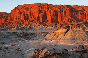 Viaja con nosotros, la agencia de turismo que despierta emociones, 